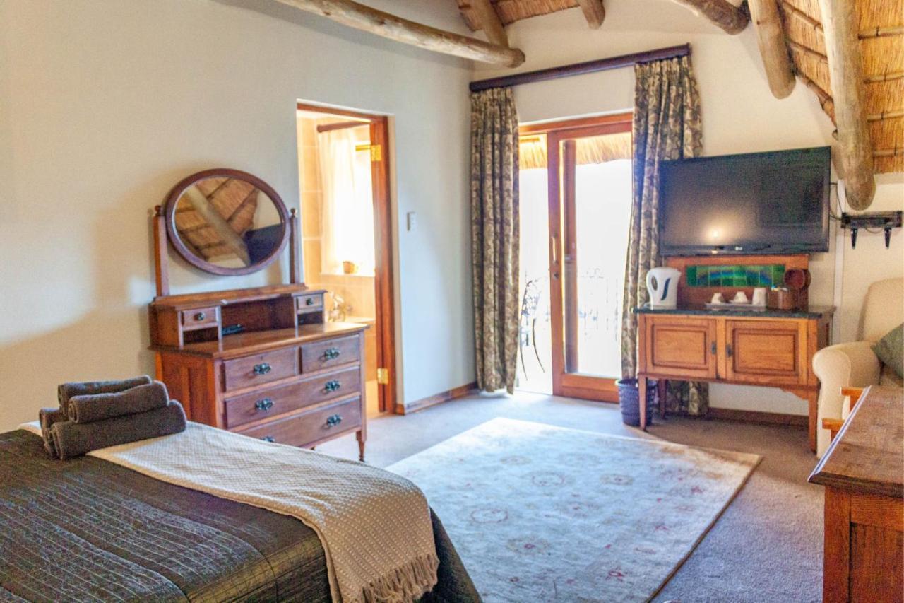 Inkungu Lodge Champagne Valley Bagian luar foto