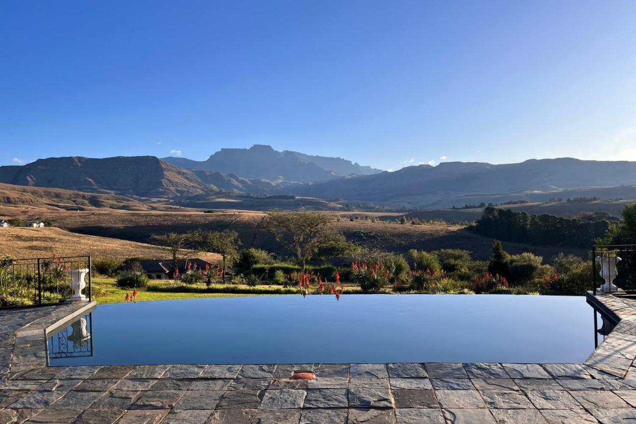 Inkungu Lodge Champagne Valley Bagian luar foto