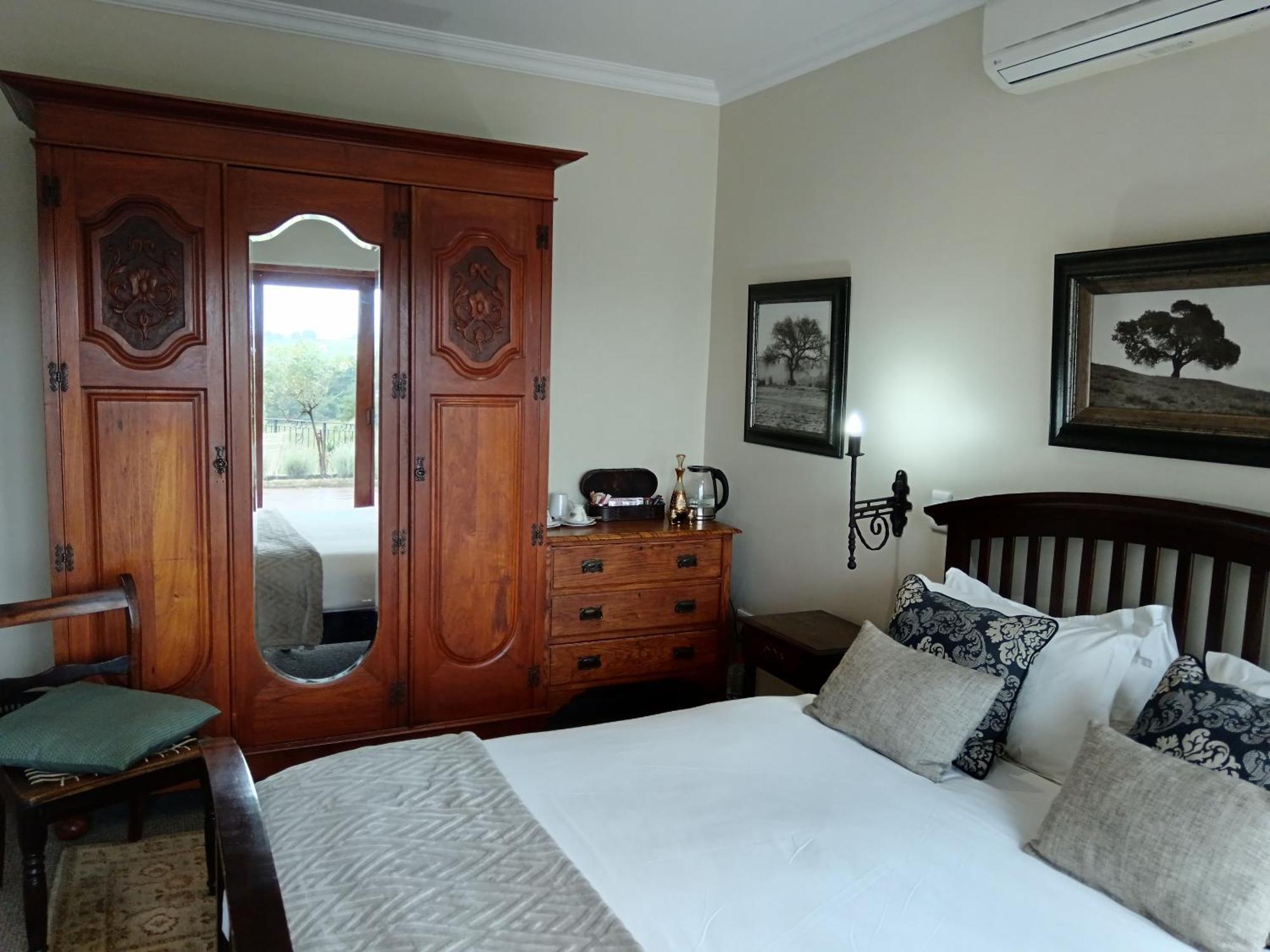 Inkungu Lodge Champagne Valley Bagian luar foto