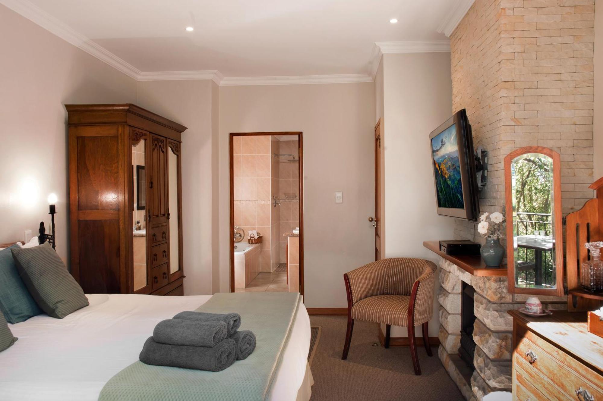 Inkungu Lodge Champagne Valley Bagian luar foto