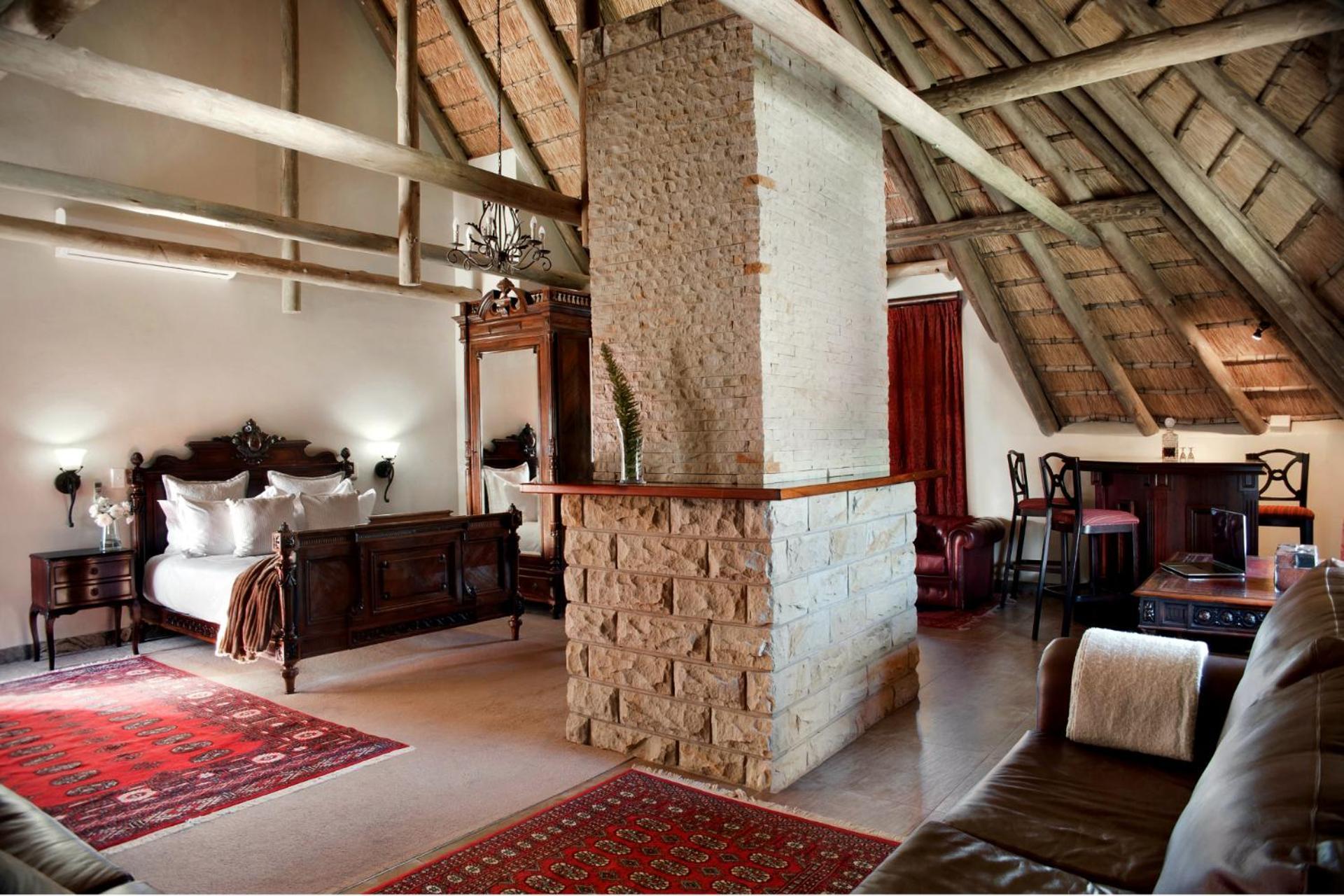 Inkungu Lodge Champagne Valley Bagian luar foto